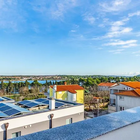 Holiday home Favoloso Duplex Volme - Banjole, Pula, Croazia Banjole