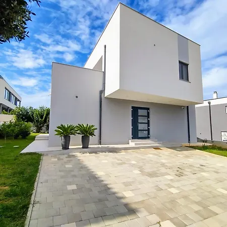 Favoloso Duplex Volme - Banjole, Pula, Croazia Banjole