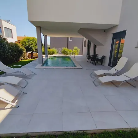 Favoloso Duplex Volme - Banjole, Pula, Croazia * Banjole