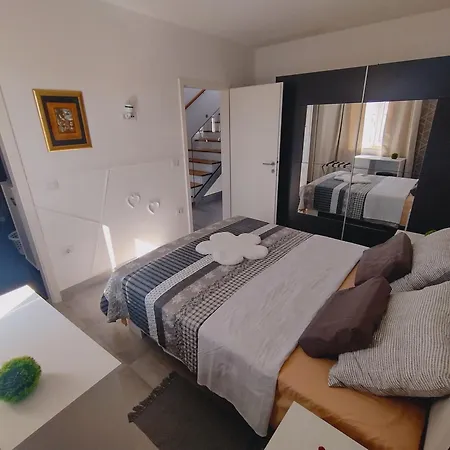 Holiday home Favoloso Duplex Volme - Banjole, Pula, Croazia